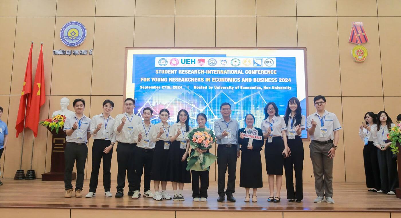 Hoạt động học thuật