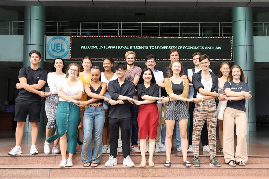 Công bố quốc tế