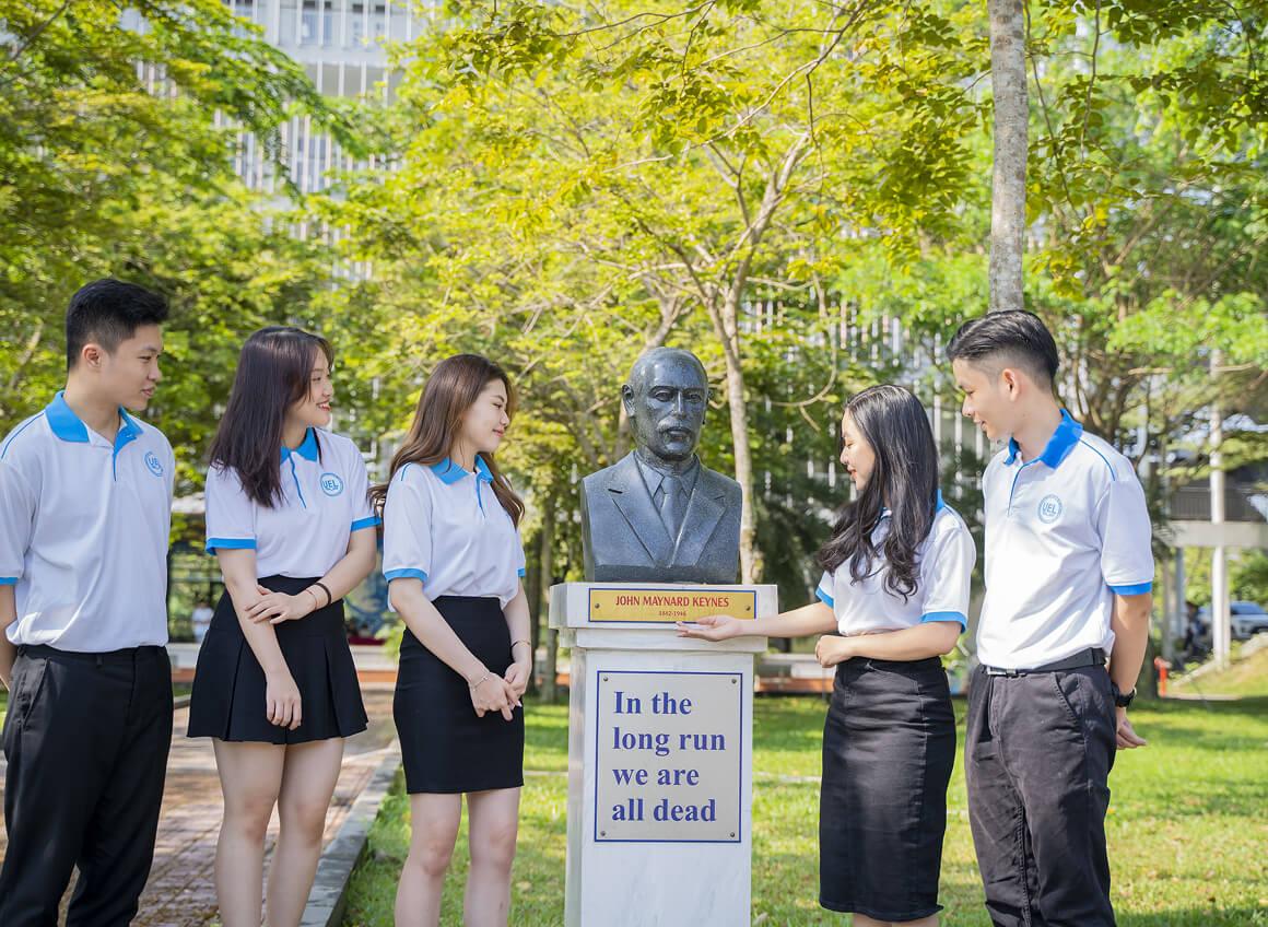 Đối tác đồng hành