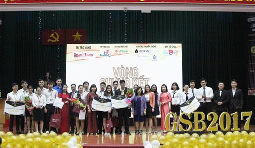 Sinh viên Võ Doãn Đạt đã trở thành "Tân - Thống đốc đời thứ 2" năm 2017