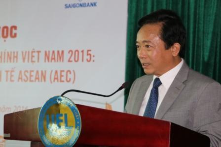 Hội thảo khoa học "Báo cáo thường niên thị trường tài chính 2015 hướng đến hội nhập AEC".