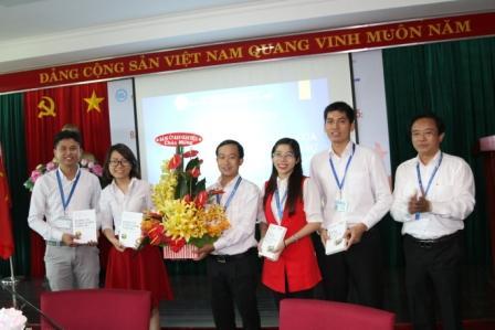 Hội nghị "Phát huy vị trí và vai trò của cán bộ viên chức trẻ trong sự phát triển của nhà trường".