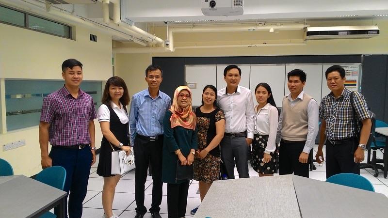 Đoàn công tác Trường Đại học Kinh tế - Luật học tập kinh nghiệm triển khai CDIO tại Singapore