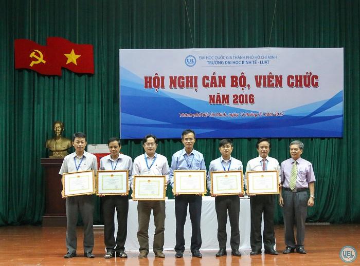 Hội nghị cán bộ, viên chức Trường Đại học Kinh tế - Luật năm 2016
