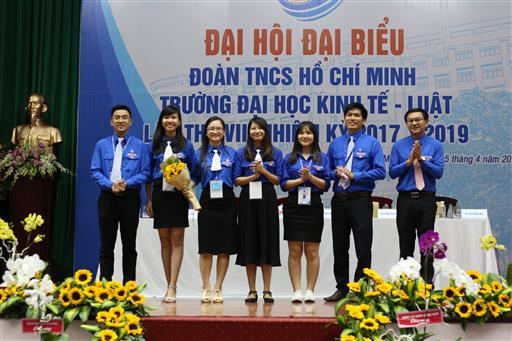 Đồng chí Phùng Thị Diệu Hương được bầu giữ chức vụ Bí thư Đoàn trường nhiệm kỳ VII (2017-2019)