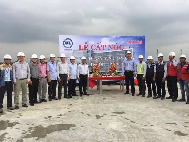 Lễ cất nóc hạng mục công trình khối lớp học KTL.B1 của Trường Đại học Kinh tế - Luật
