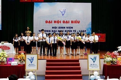 Đ/c Phan Thị Thái An được tín nhiệm làm Chủ tịch Hội Sinh viên Trường nhiệm kỳ VI (2017 - 2019)