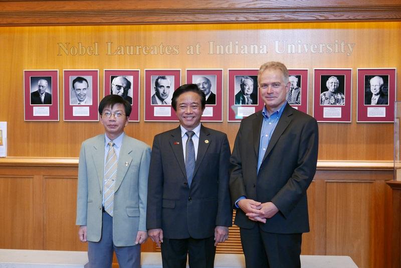 Tiếp tục phát triển quan hệ với các trường đại học ở Hoa Kỳ