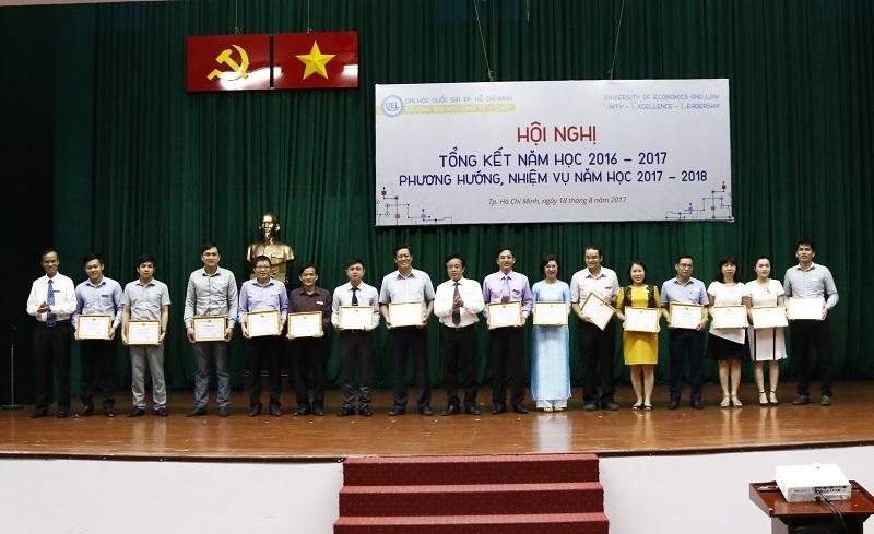 Hội nghị tổng kết năm học 2016 - 2017 và triển khai phương hướng, nhiệm vụ năm học 2017 - 2018