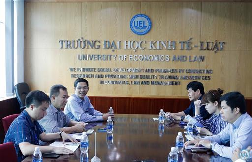Ban Giám hiệu Trường Đại học Kinh tế - Luật tiếp và làm việc với Đoàn công tác Trường Đại học Thăng Long