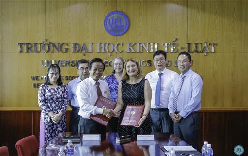 Trường Đại học Kinh tế - Luật ký kết hợp tác với Trường Đại học Minnesota