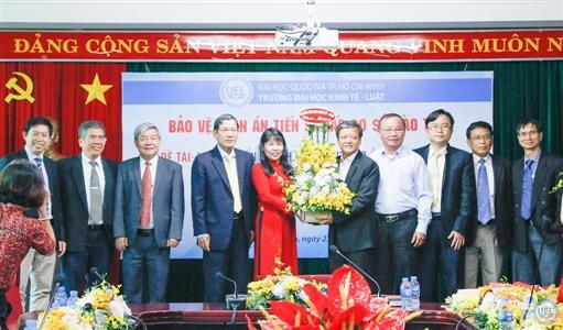 Nghiên cứu sinh Hoàng Thị Bích Hằng bảo vệ thành công luận án tiến sĩ