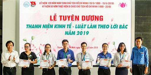 Tuyên dương 84 gương thanh niên Kinh tế - Luật làm theo lời Bác năm 2019