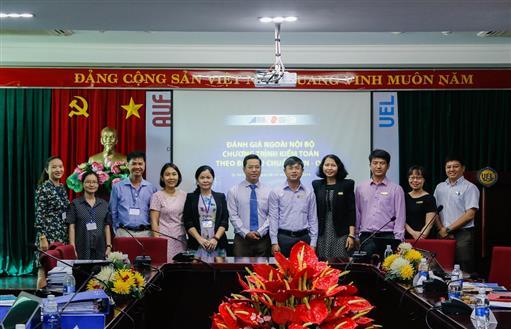 Đánh giá ngoài nội bộ theo chuẩn AUN-QA chương trình Kiểm toán