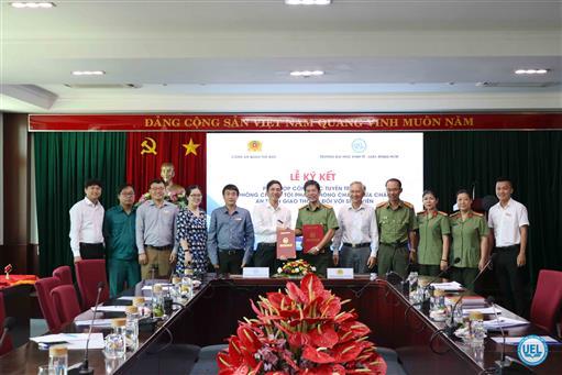 UEL và CA Quận Thủ Đức ký kết phối hợp công tác tuyên truyền phòng chống tội phạm, phòng cháy chữa cháy, ATGT đối với sinh viên