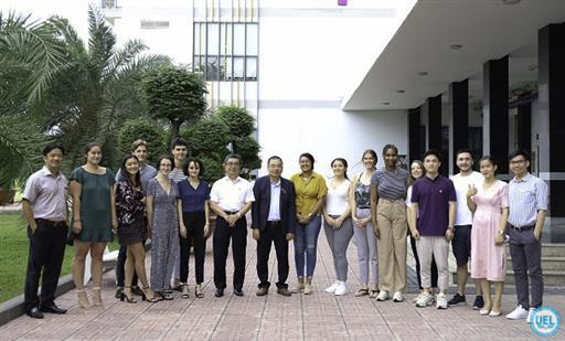 Trường Đại học Kinh tế - Luật gặp gỡ và giao lưu nhóm học viên quốc tế trong Chương trình Thạc sĩ Luật Kinh doanh quốc tế Paris 2 tại Trường