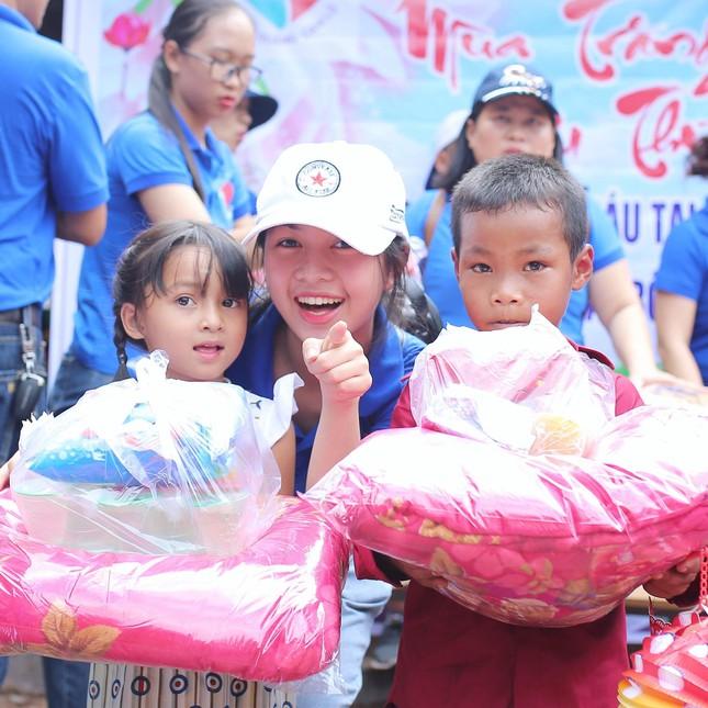 Kiều Anh - Nữ sinh học giỏi, tài năng, đam mê hoạt động Đoàn