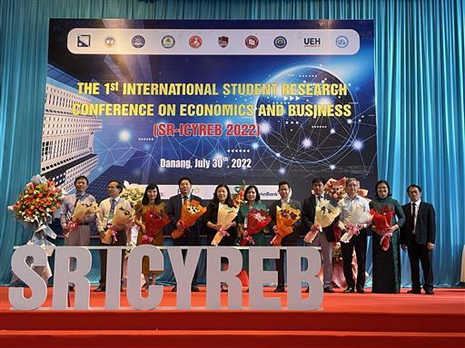 Hội thảo quốc tế sinh viên nghiên cứu khoa học các trường Đại học kinh tế và kinh doanh 2022 (SR-ICYREB 2022)