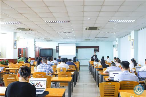 Tập huấn giảng viên UEL "Đào tạo công cụ và phương pháp dạy học trực tuyến"
