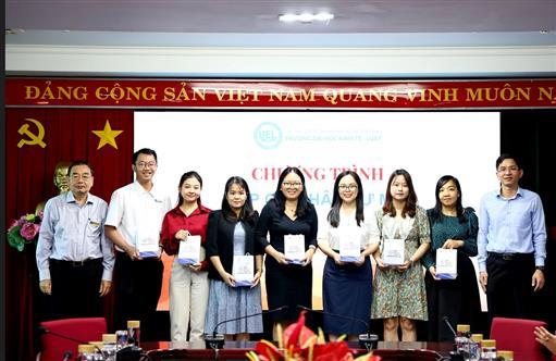 UEL tổ chức gặp gỡ nhân sự mới về Trường công tác