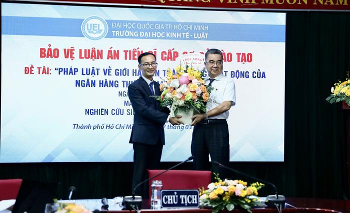 NCS Mai Hoàng Đức Duy bảo vệ thành công luận án tiến sĩ Luật Kinh tế