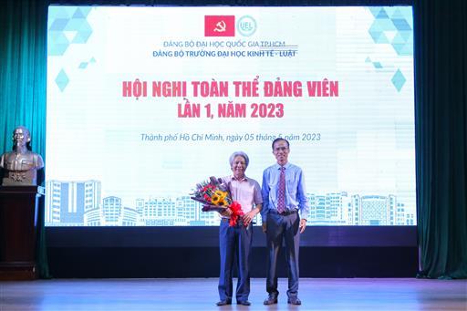 Đảng bộ UEL tổ chức Hội nghị toàn thể đảng viên (lần 1, năm 2023)