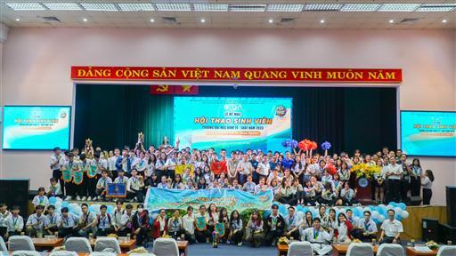 Khoa Kinh tế đối ngoại dẫn đầu toàn đoàn tại Hội thao sinh viên UEL 2023