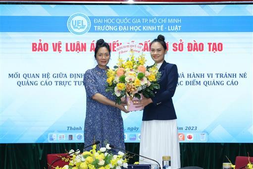 NCS Hồ Trúc Vi bảo vệ thành công luận án tiến sĩ ngành Quản trị kinh doanh