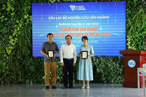 Sinh hoạt câu lạc bộ nghiên cứu liên ngành lần 3