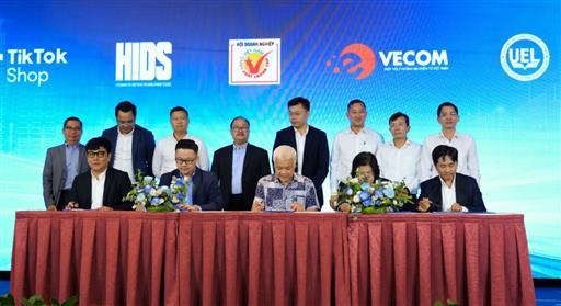 Trường Đại học Kinh tế - Luật tham gia "Liên minh Thương mại điện tử"