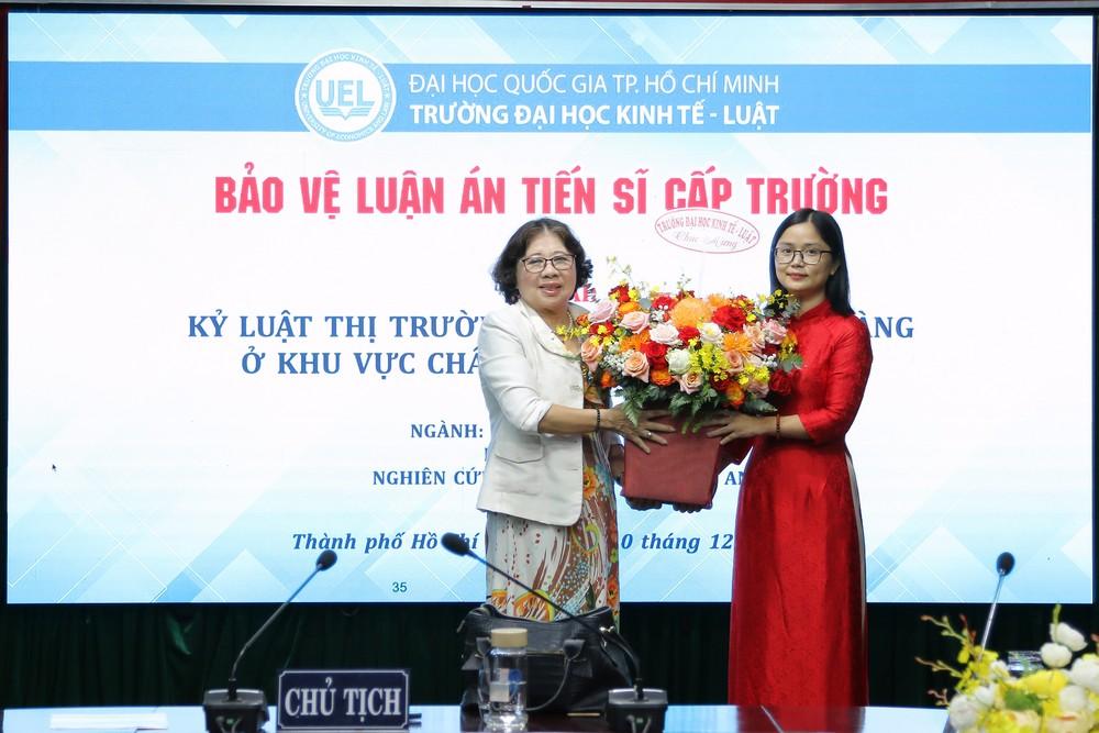 NCS Lê Ngọc Quỳnh Anh bảo vệ thành công luận án tiến sĩ ngành Tài chính - Ngân hàng