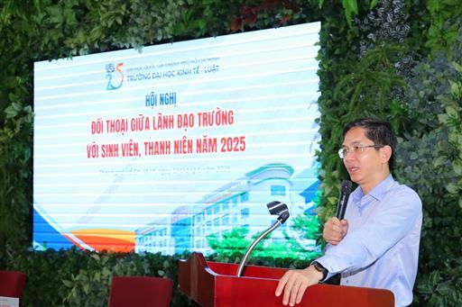 Đối thoại sinh viên với lãnh đạo Trường: Tiếp thu và giải quyết, dù chỉ 1 ý kiến