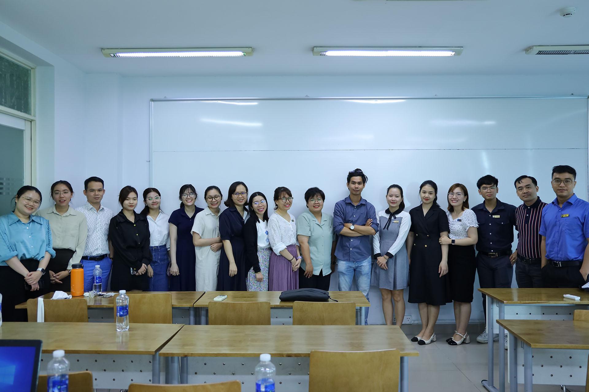 Tổng quan về phòng Truyền thông